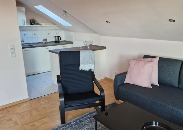 公寓 Comfortable And Ideal For Frankfurt And Surrounding Area *